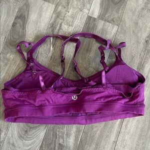 Lululemon Fuschia Sports Bra